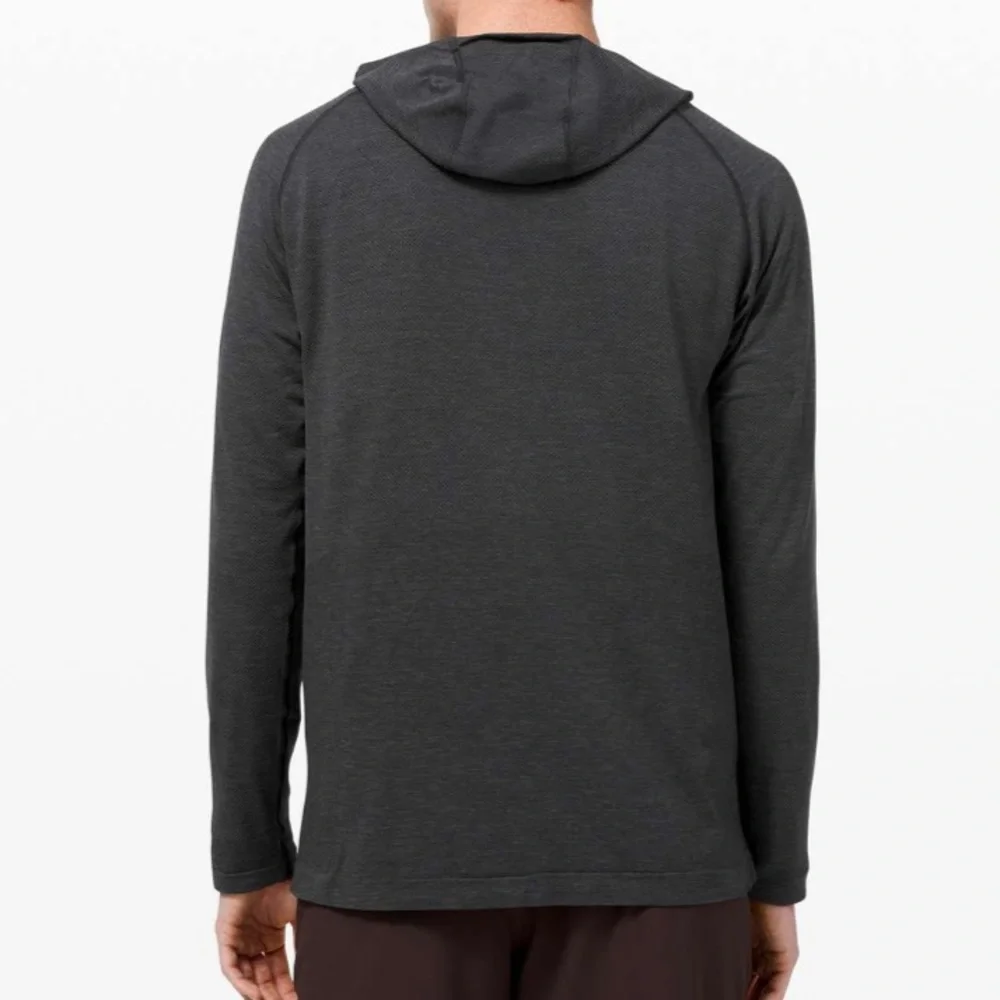 LIKE NEW Lululemon Men’s Metal Vent Hoodie 2.0_7